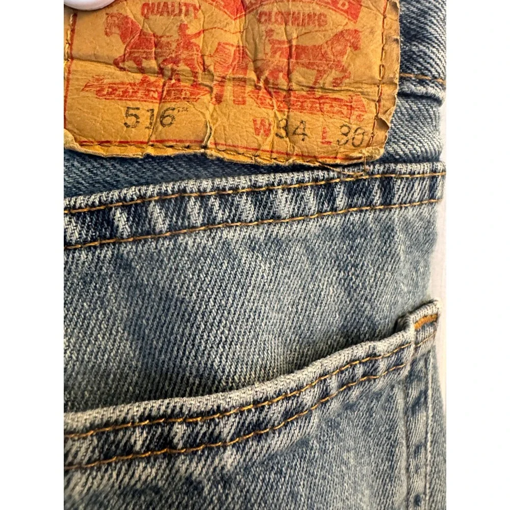 Levi's Jeans Mens 34x28 Blue 516 Straight Leg‎ Medium Wash Denim 100% Cotton